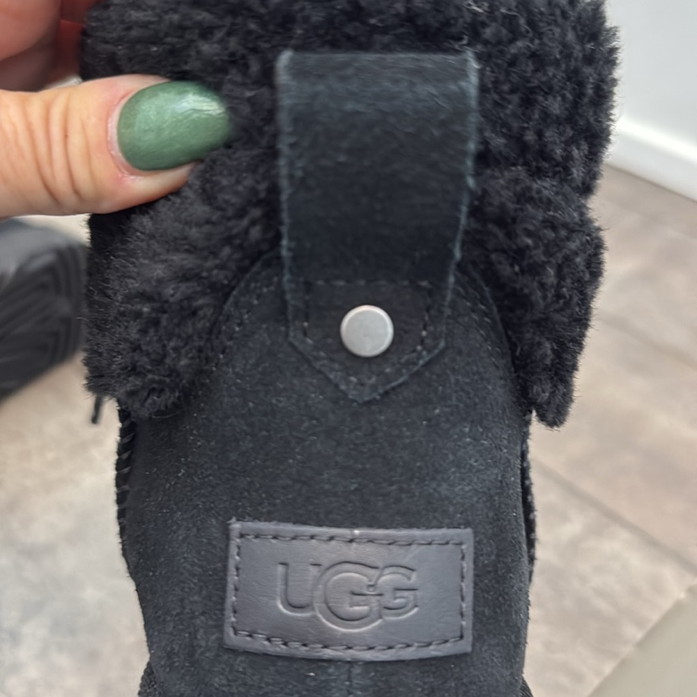 NWOT UGG Romely Heritage Lace-up Suede Boot, size 10 - Picture 11 of 12